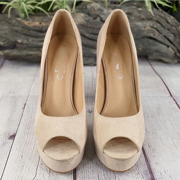 Truffle Collection Peep Toe Platform Block Heel Pumps - Picture 2 of 10